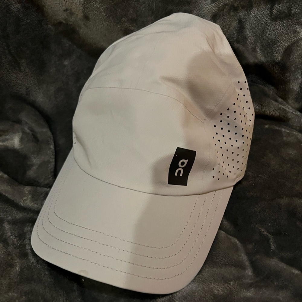 New On Cloud lightweight Cap